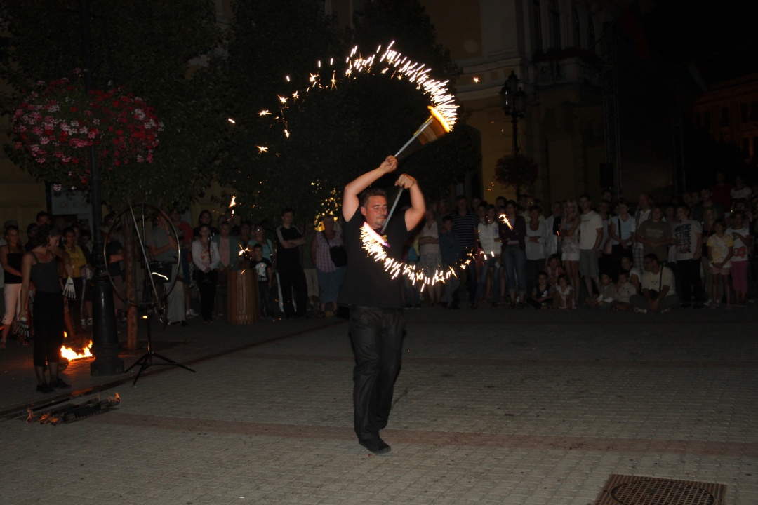 http://kulturszalon.hu/sites/default/files/field/image/IMG_6403.jpg